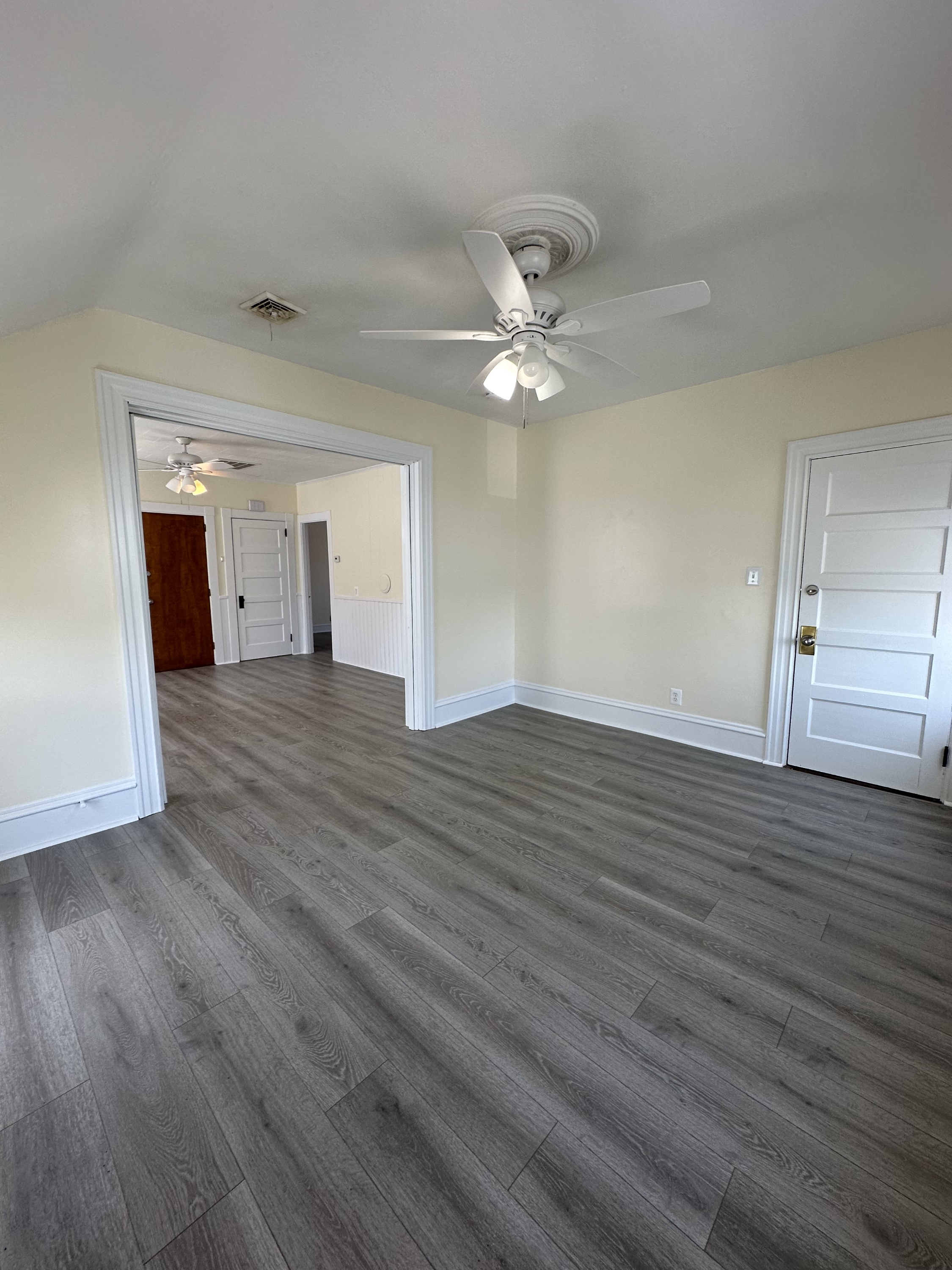 139 Foster Street - 3