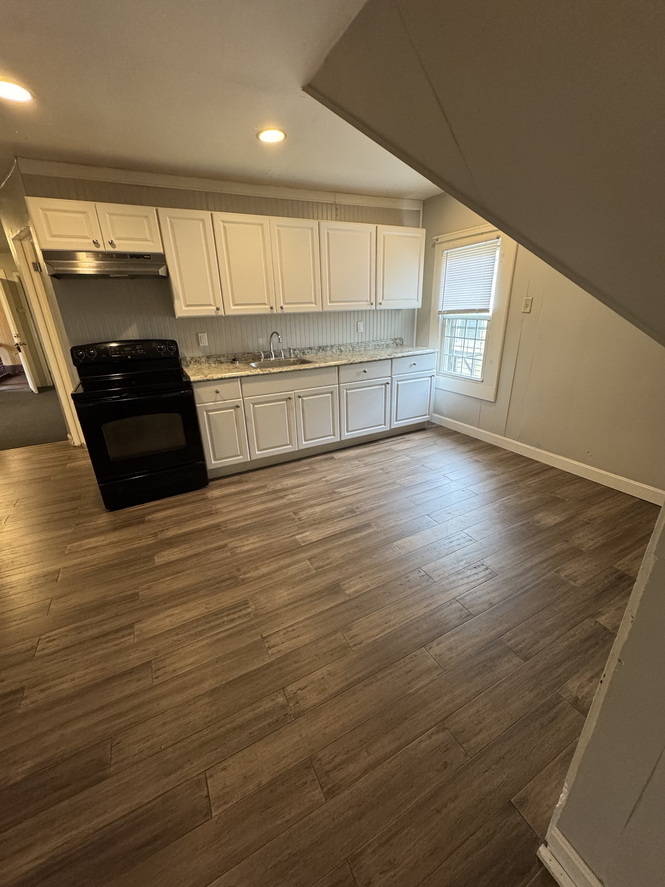 319 Pleasant Street - 3
