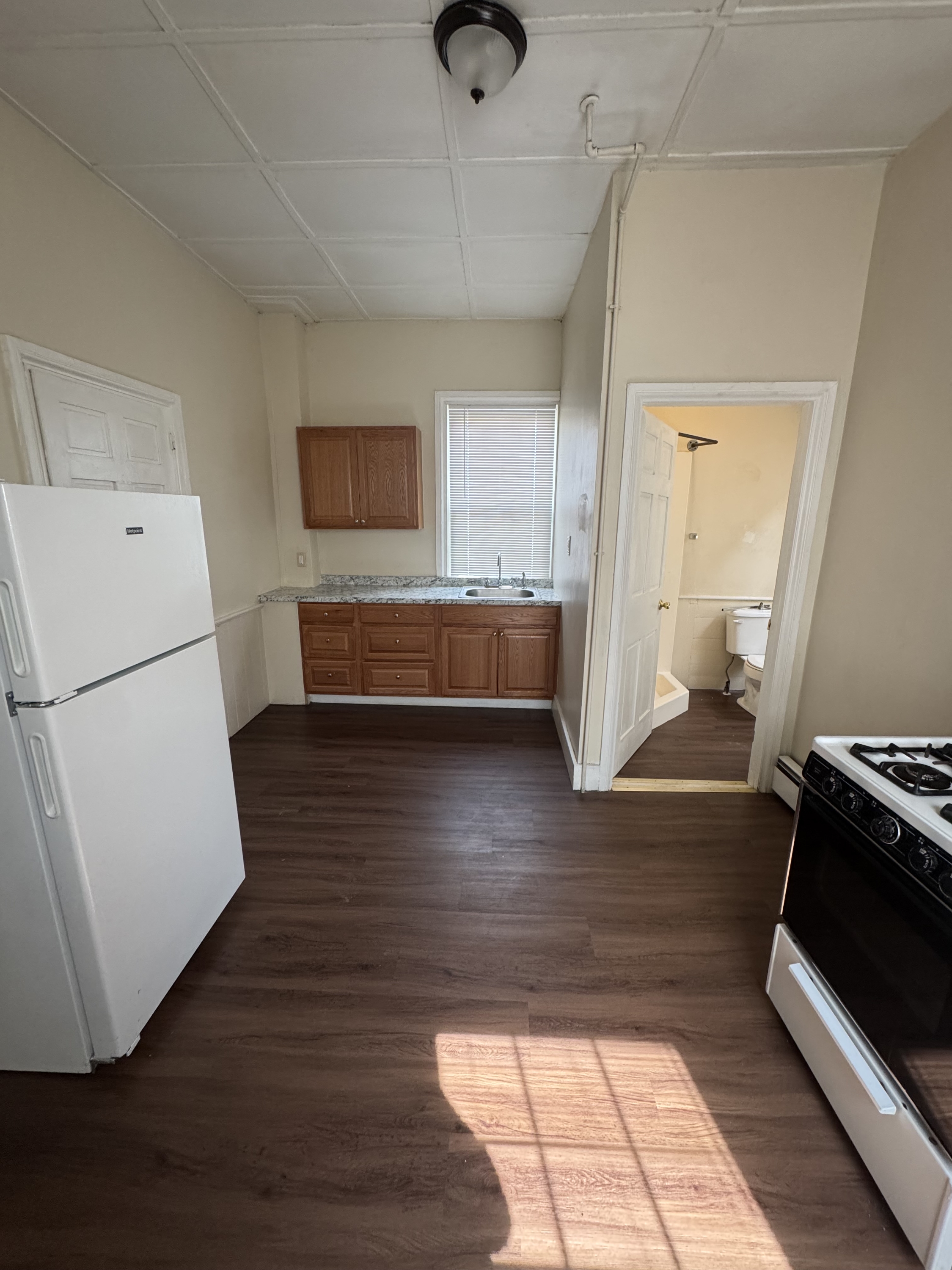 180 Walnut Street - 2