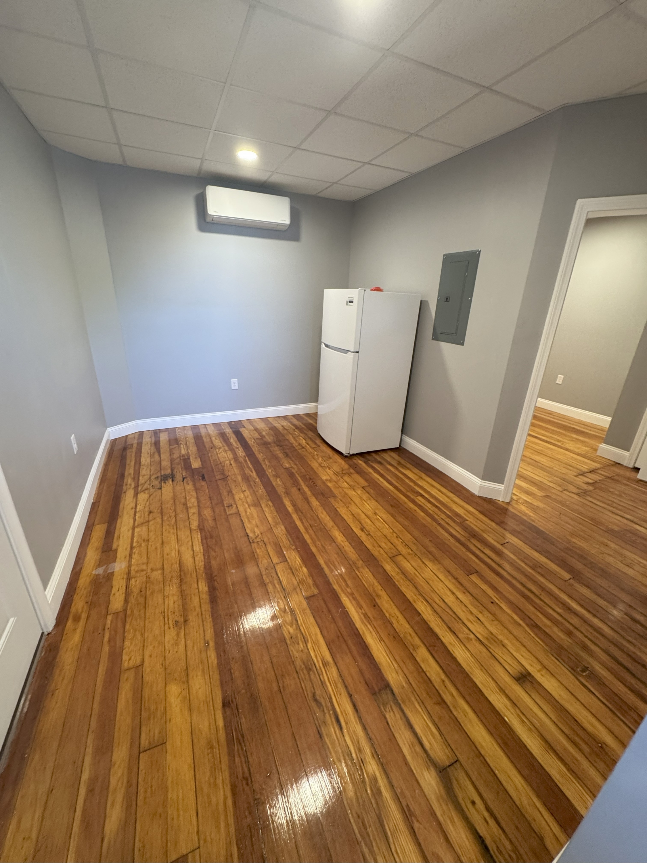 2113 Acushnet Avenue - 2