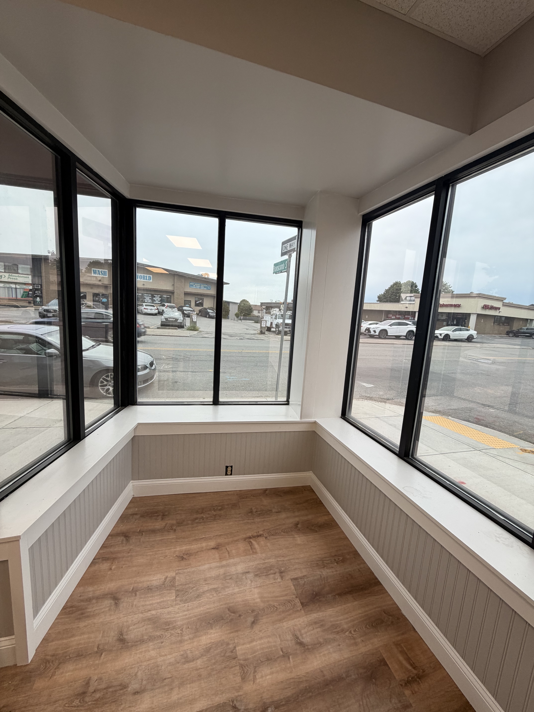 2111-2113 Acushnet Avenue - 2111