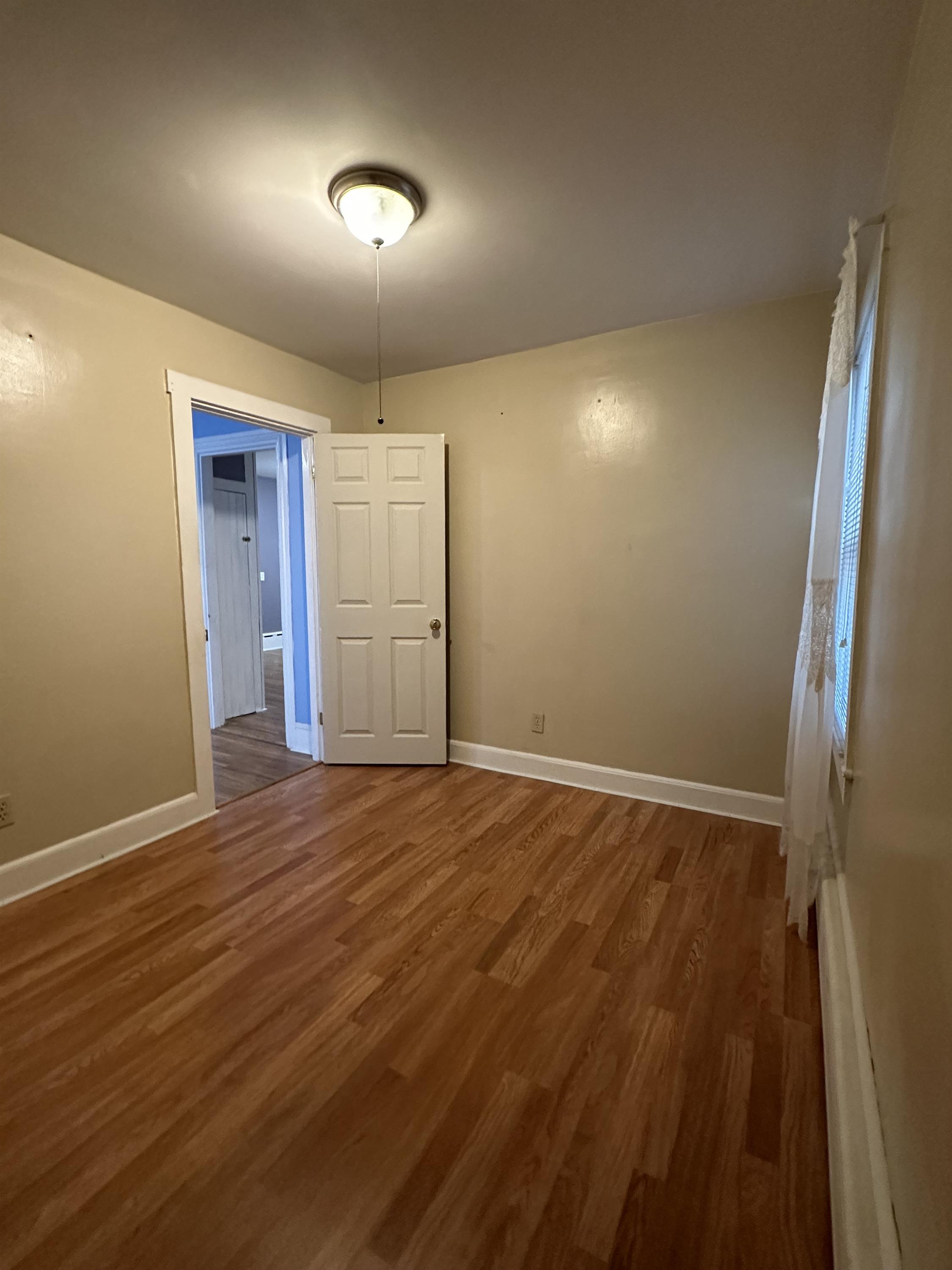 15 Belleville Avenue - 1