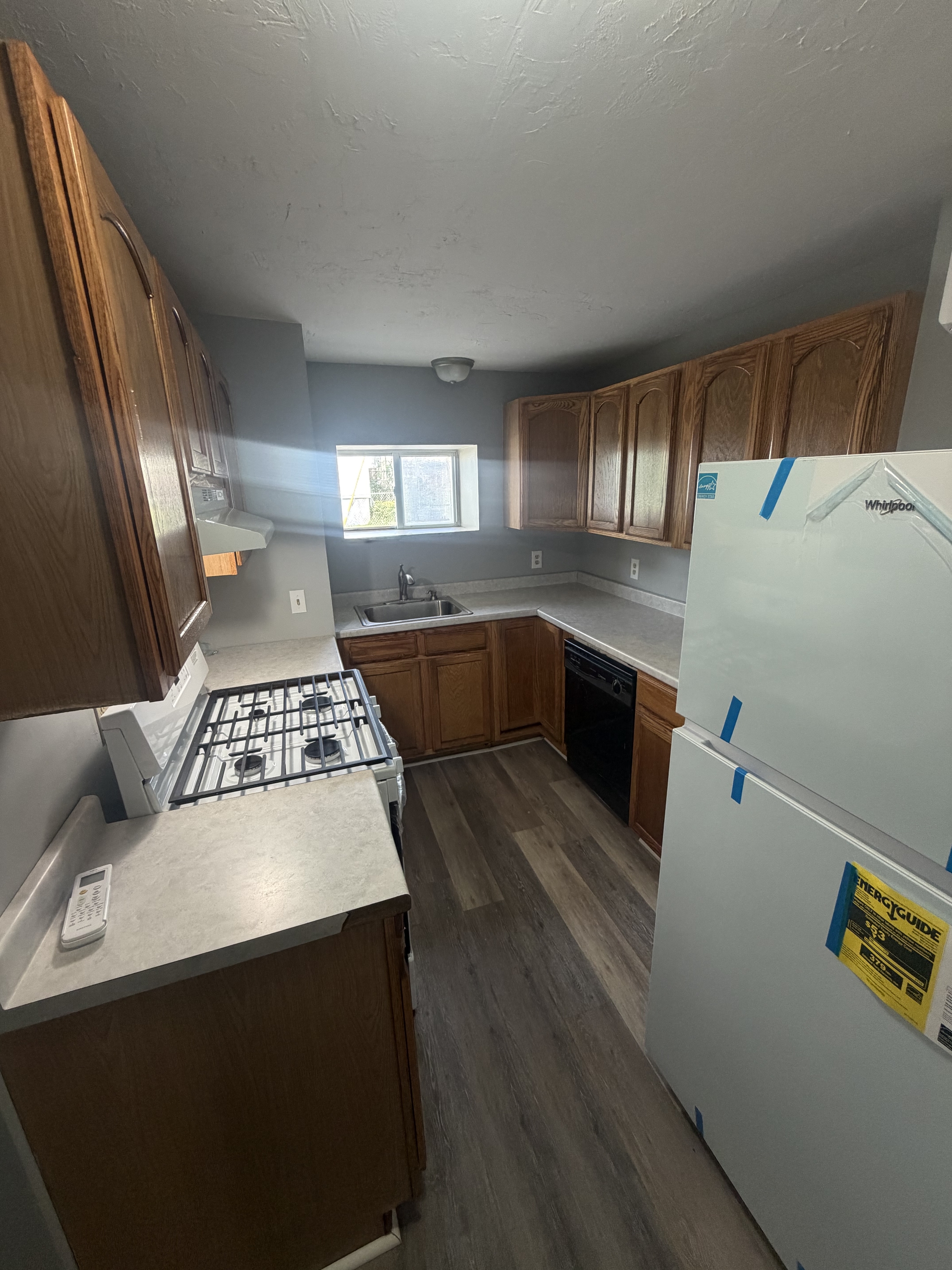 1017 Pine Street - 1